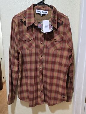 Rodeo Quincy Women's Pretty Plaid Cowboy Button Up Shirt
